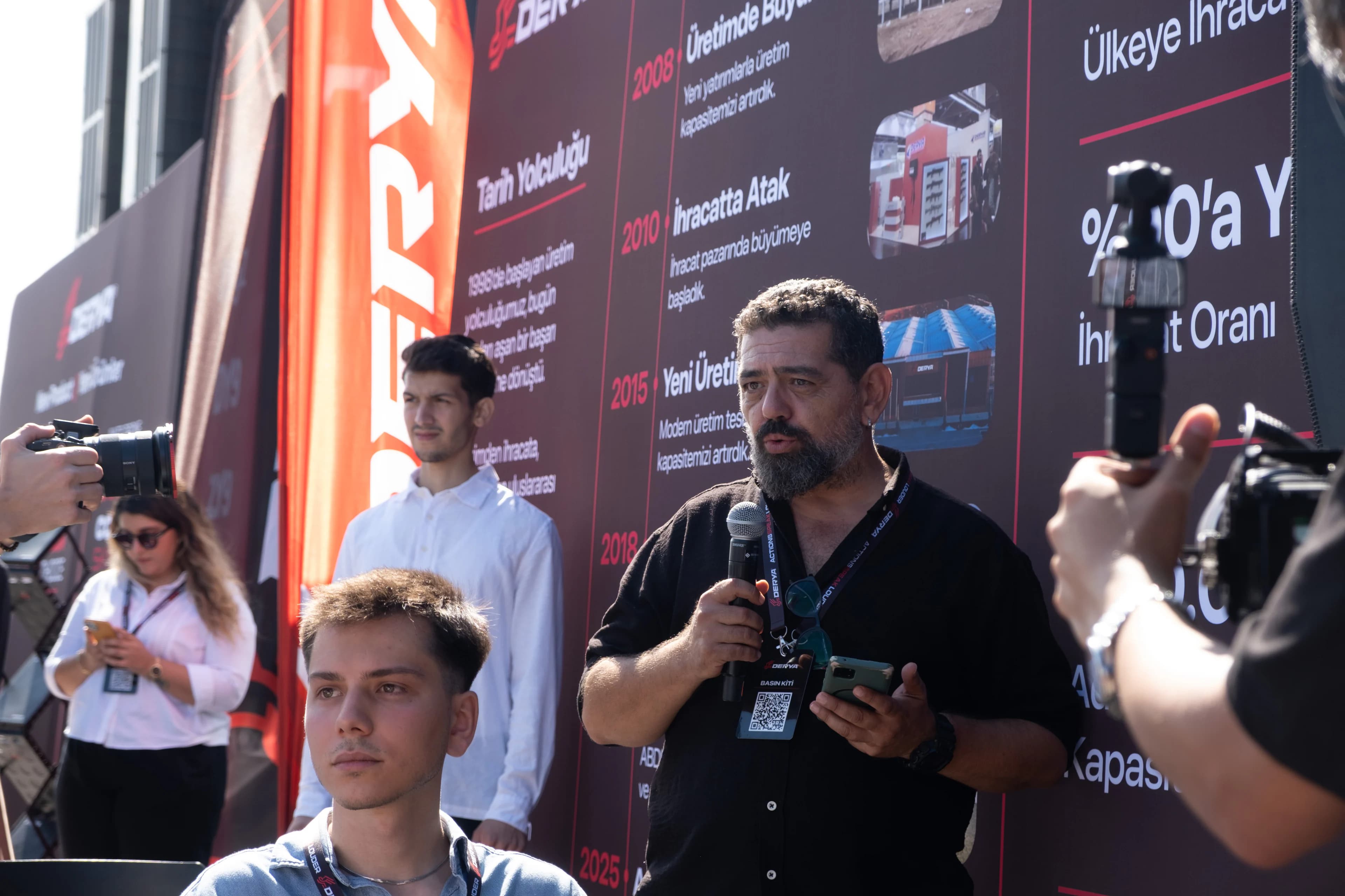 Derya Arms × Yusuf Dikeç — 8. fotoğraf